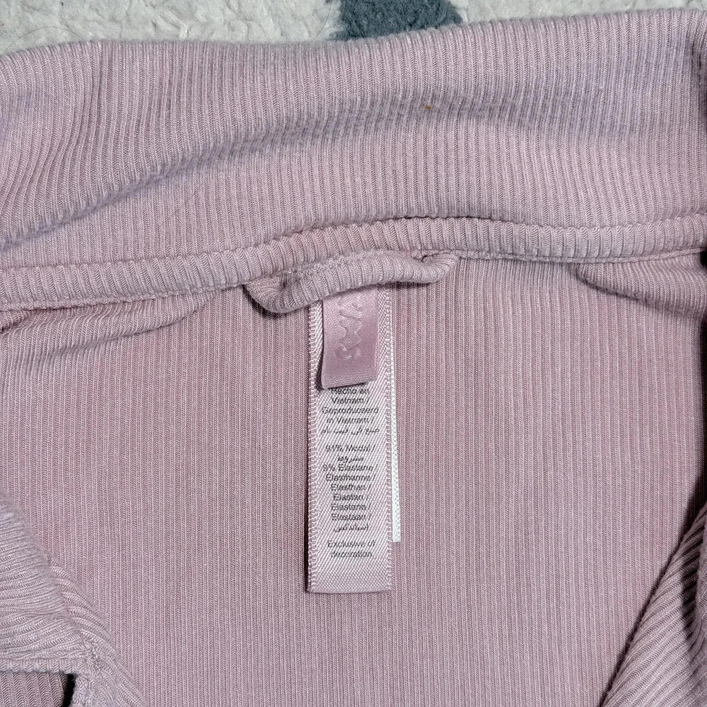 SKIMS Women's M Light Pink Soft Lounge Ribbed Modal Button Down Pajama Sleep Top